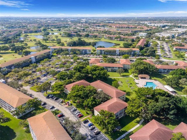 200 SW 132nd Way 211L, Pembroke Pines, FL 33027