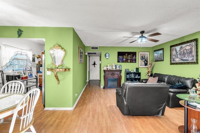 200 SW 132nd Way 211L, Pembroke Pines, FL 33027