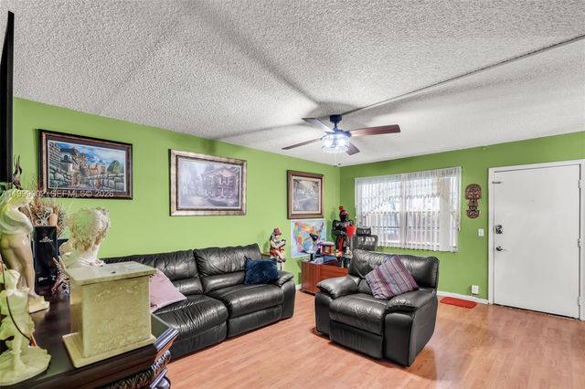 200 SW 132nd Way 211L, Pembroke Pines, FL 33027