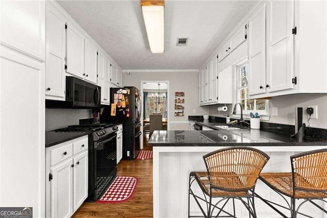 5920 Branden Hill Lane, Buford, GA 30518