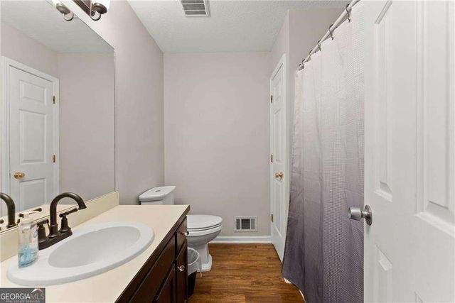 5920 Branden Hill Lane, Buford, GA 30518