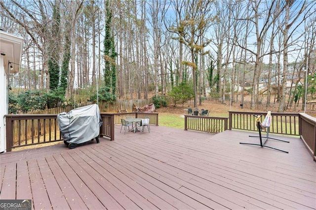 5920 Branden Hill Lane, Buford, GA 30518