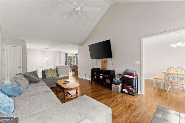 5920 Branden Hill Lane, Buford, GA 30518