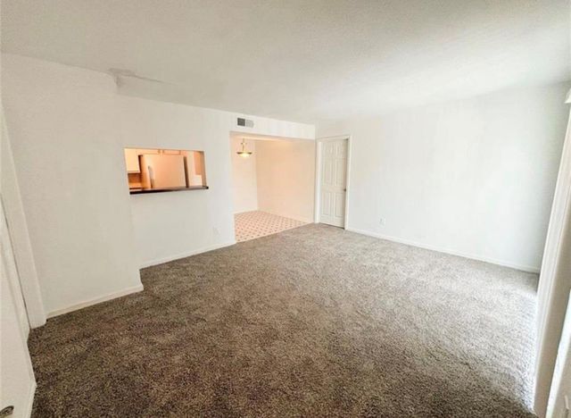 8100 Creekbend Drive 152, Houston, TX 77071
