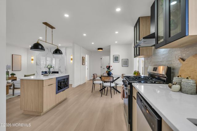 49 Elm Street, Beachwood, NJ 08722