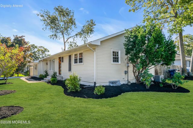 49 Elm Street, Beachwood, NJ 08722