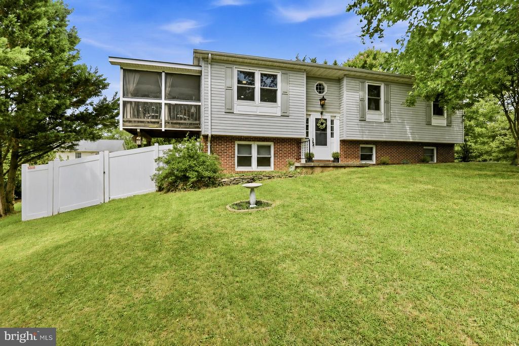 1179 BROOK CT, Front Royal, VA 22630