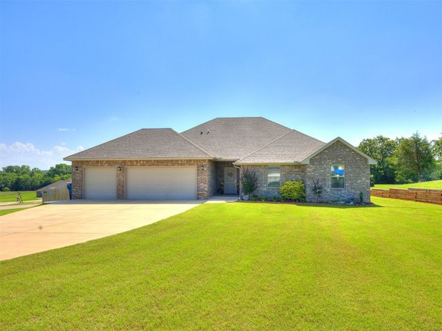 9556 Country Side Lane, Guthrie, OK 73044