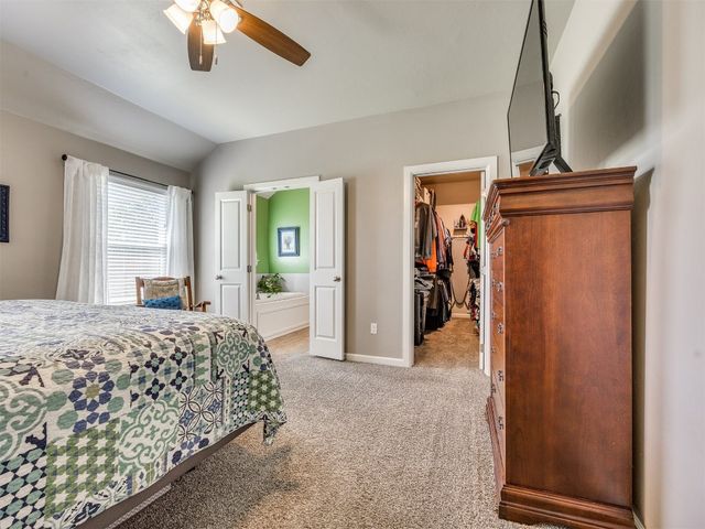 9556 Country Side Lane, Guthrie, OK 73044