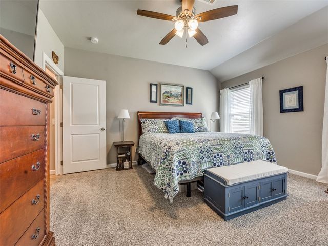 9556 Country Side Lane, Guthrie, OK 73044