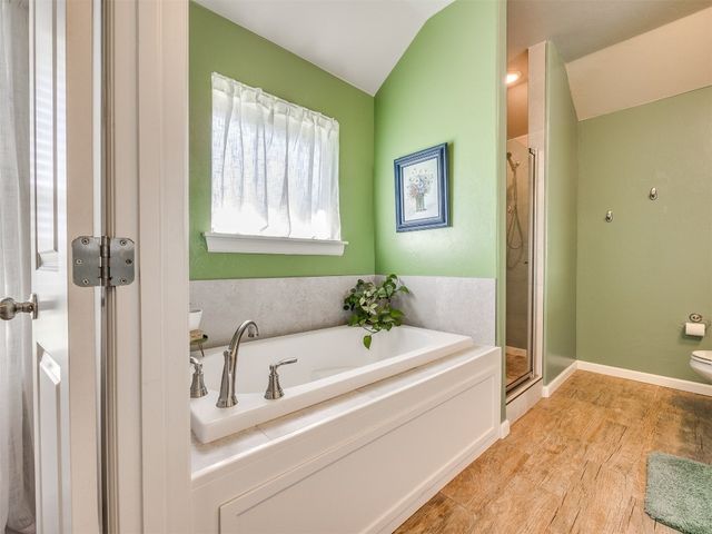9556 Country Side Lane, Guthrie, OK 73044