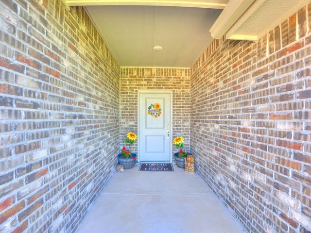 9556 Country Side Lane, Guthrie, OK 73044
