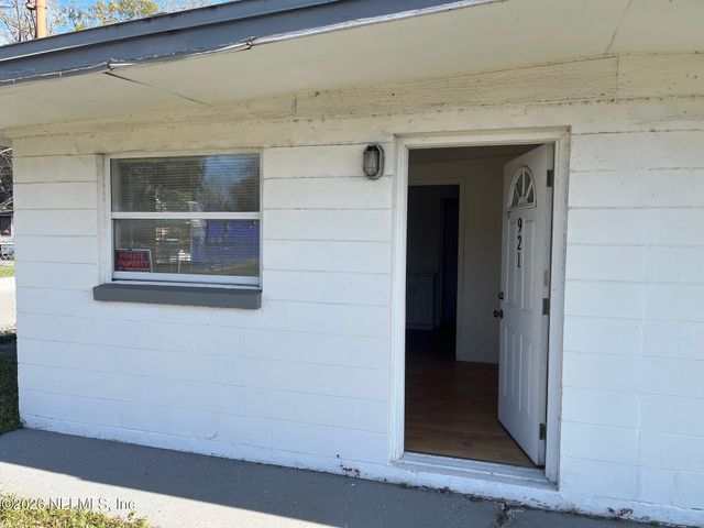 921 N CANAL Street, Jacksonville, FL 32209