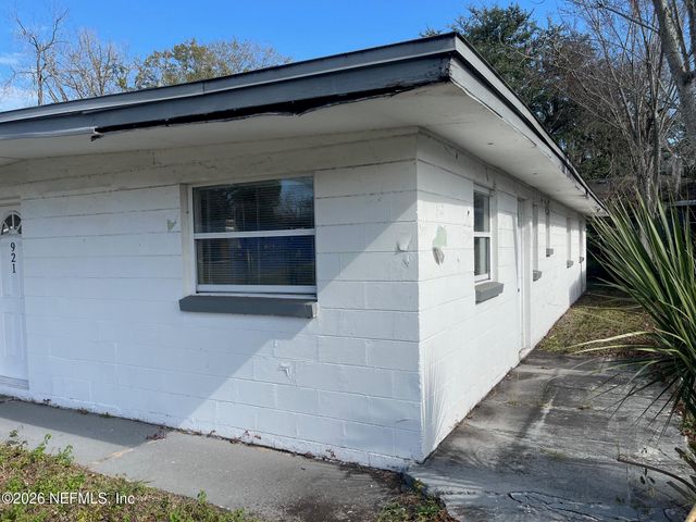 921 N CANAL Street, Jacksonville, FL 32209