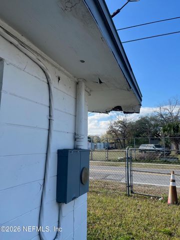 921 N CANAL Street, Jacksonville, FL 32209
