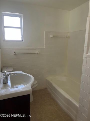 921 N CANAL Street, Jacksonville, FL 32209