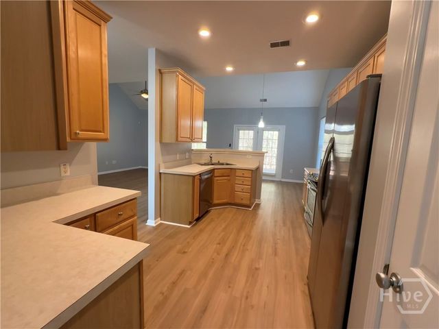 146 Royal Lane, Pooler, GA 31322