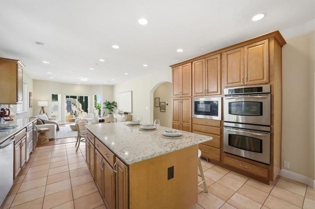 2075 Mantelli Drive, Gilroy, CA 95020