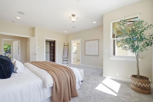 2075 Mantelli Drive, Gilroy, CA 95020