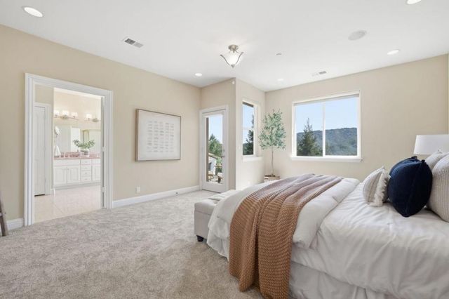 2075 Mantelli Drive, Gilroy, CA 95020