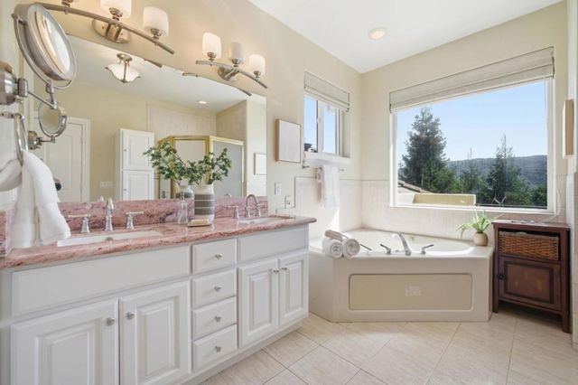 2075 Mantelli Drive, Gilroy, CA 95020