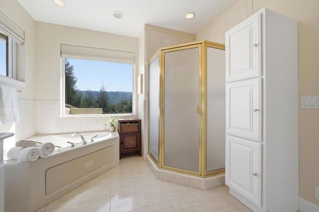 2075 Mantelli Drive, Gilroy, CA 95020