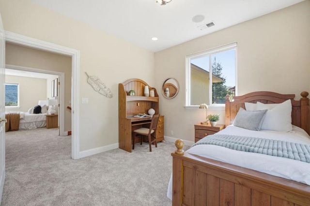 2075 Mantelli Drive, Gilroy, CA 95020