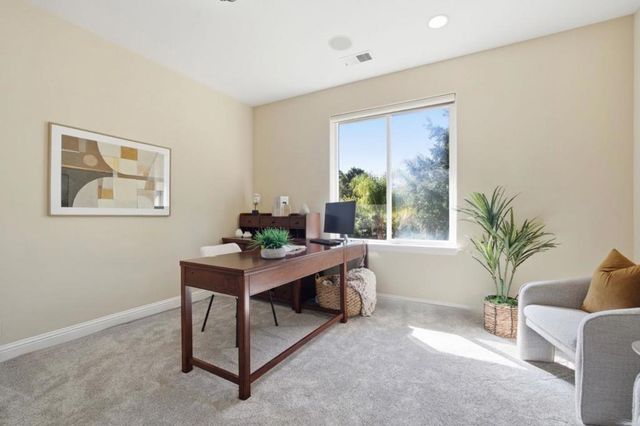 2075 Mantelli Drive, Gilroy, CA 95020