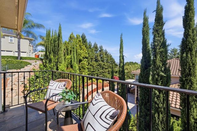 2075 Mantelli Drive, Gilroy, CA 95020