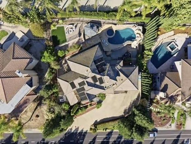 2075 Mantelli Drive, Gilroy, CA 95020