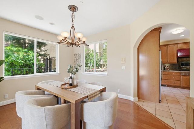 2075 Mantelli Drive, Gilroy, CA 95020