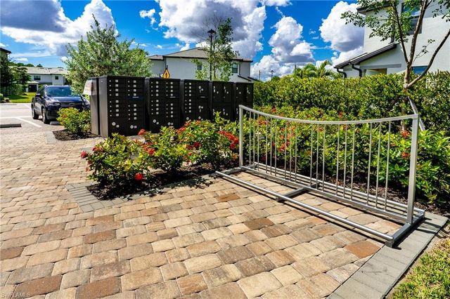 4153 Sonoma Oaks CIR, Naples, FL 34119