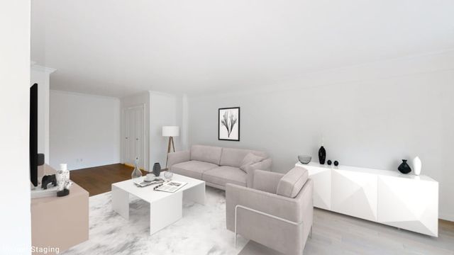 211 E 53rd St Apt 11D, New York City, NY 10022