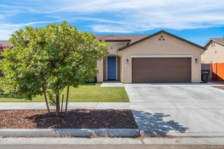 1589 Willis Drive, Hanford, CA 93230