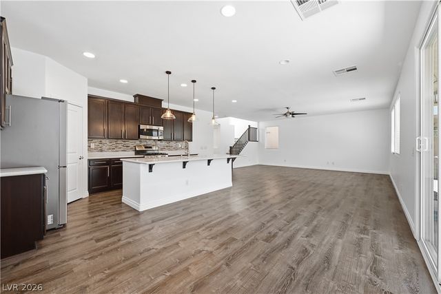 7103 Stanley Frederick Street, Las Vegas, NV 89166