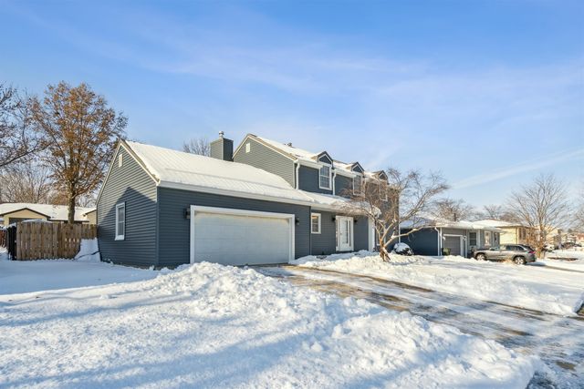 914 Lynda Road, Waterloo, IA 50701