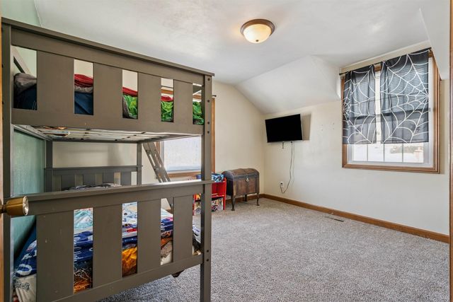 914 Lynda Road, Waterloo, IA 50701