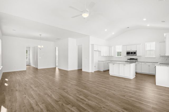 3810 Richardson St., Loris, SC 29569