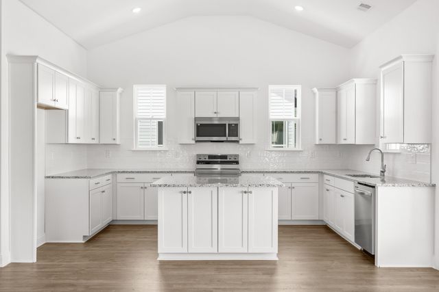 3810 Richardson St., Loris, SC 29569