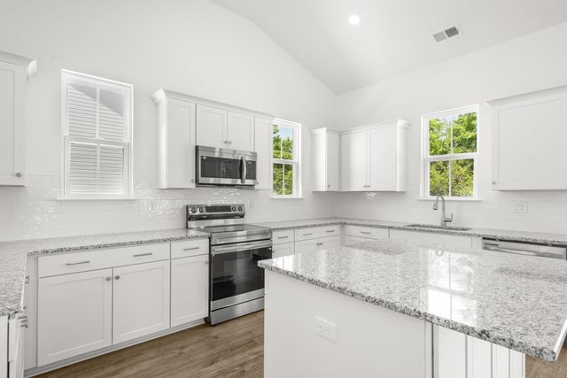 3810 Richardson St., Loris, SC 29569