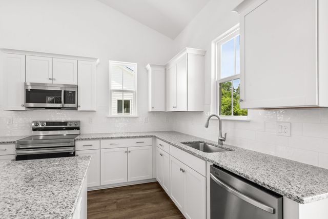 3810 Richardson St., Loris, SC 29569