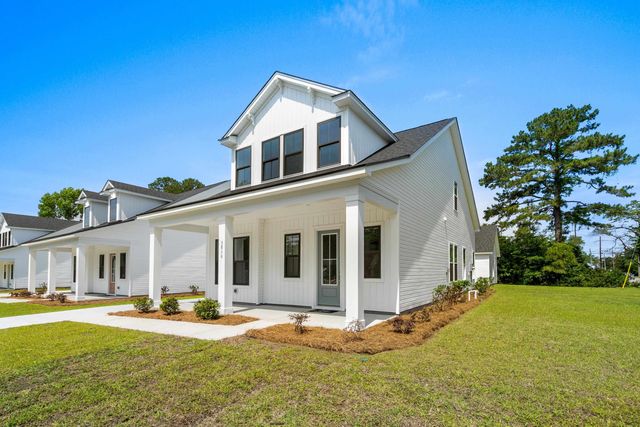 3810 Richardson St., Loris, SC 29569