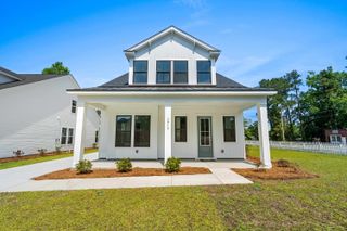 3810 Richardson St., Loris, SC 29569