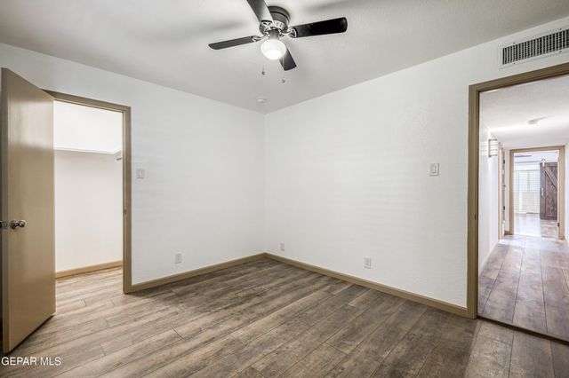 4945 VISTA GRANDE Circle, El Paso, TX 79922