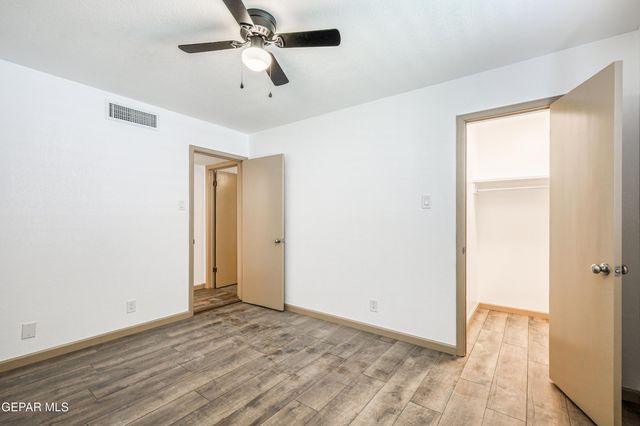 4945 VISTA GRANDE Circle, El Paso, TX 79922