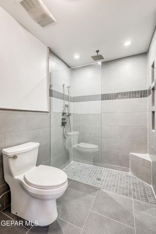 4945 VISTA GRANDE Circle, El Paso, TX 79922