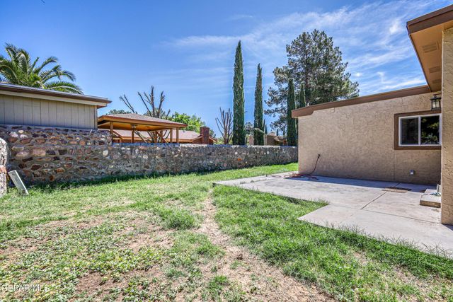 4945 VISTA GRANDE Circle, El Paso, TX 79922