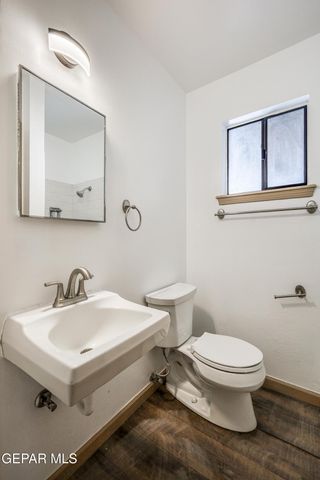 4945 VISTA GRANDE Circle, El Paso, TX 79922