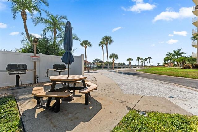 4900 BRITTANY DRIVE S 812, St Petersburg, FL 33715