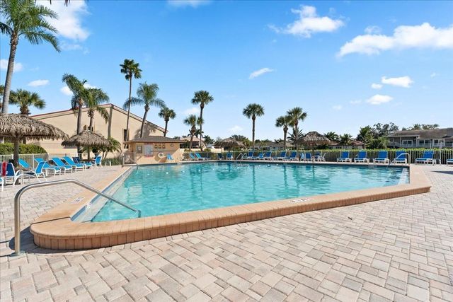 4900 BRITTANY DRIVE S 812, St Petersburg, FL 33715